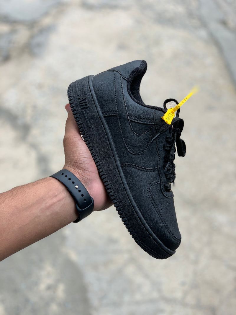 Tênis Nike Air Force F1